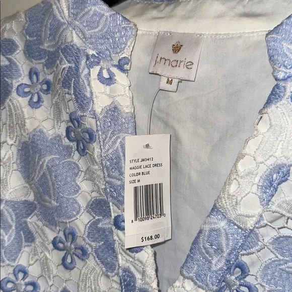 The Maggie Lace Dress - Picture 6 of 7